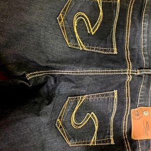Womens silver jeans size 29. Jeggings!